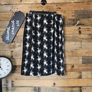 SALE-Worthington women's long black and white pencil skirt size 14P